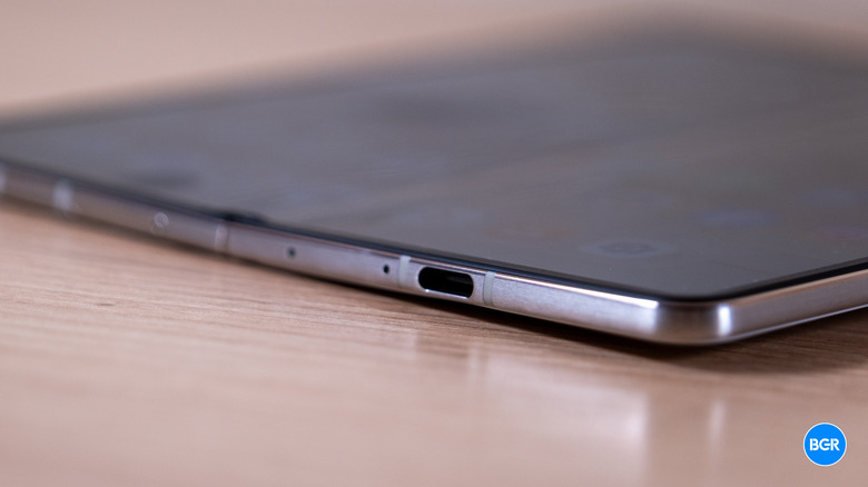 USB-C port on the Motorola Razr Fold