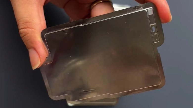 Purported iPhone 17 Air battery.