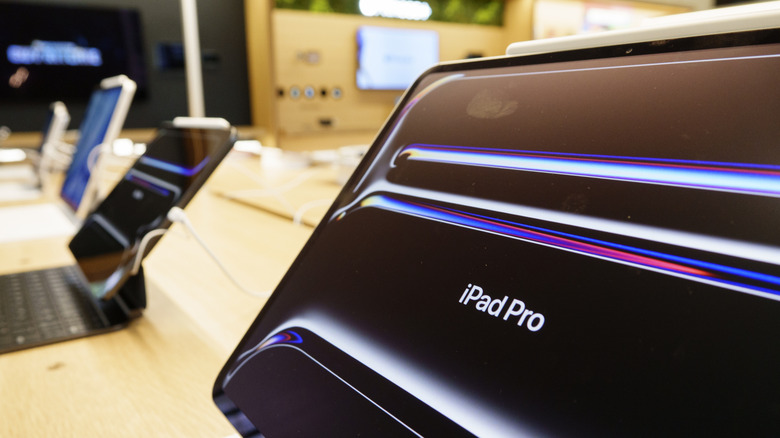 iPad Pro at an Apple retail store
