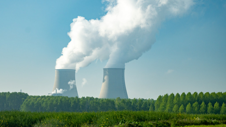 a nuclear power plant with water vapor coming from it