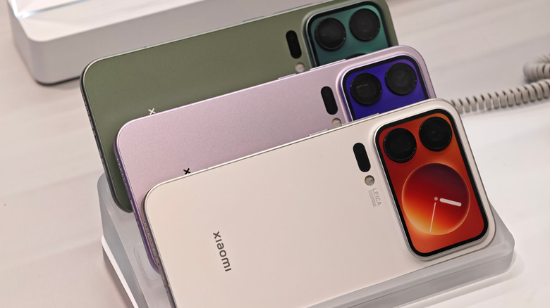 A close up photo of backside of Xiaomi 17T
