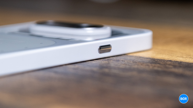 Essential Key on the Nothing Phone (4a)
