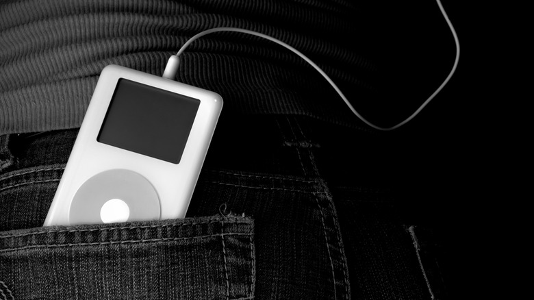 An iPod in a persons back pocket