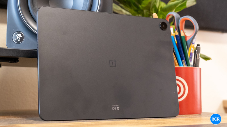 Back of the OnePlus Pad Go 2