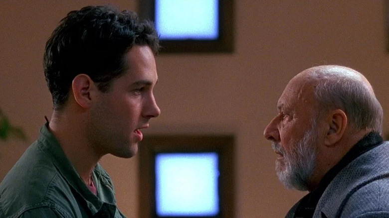 Tommy Doyle talking with Dr. Loomis