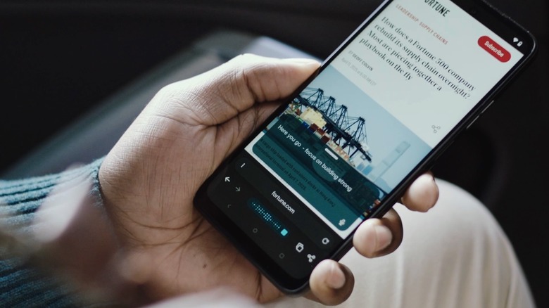 The Comet for Android browser in use.