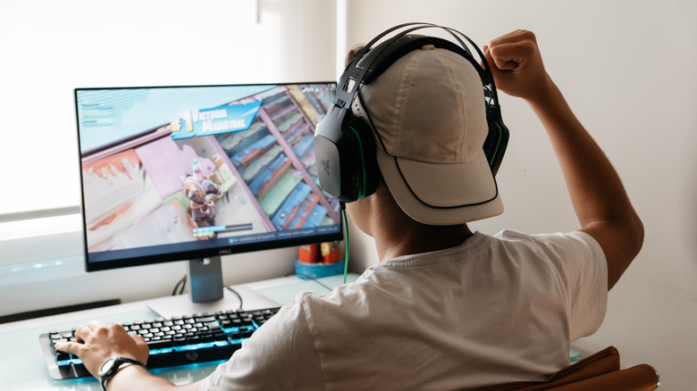A person achieving a victory royale in Fortnite