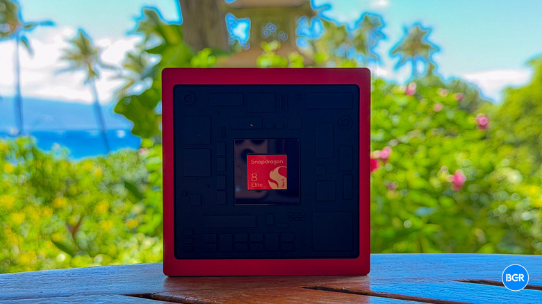 Qualcomm Snapdragon 8 Elite Gen 5 on a table
