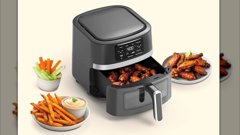 Cuisinart air fryer with food in it