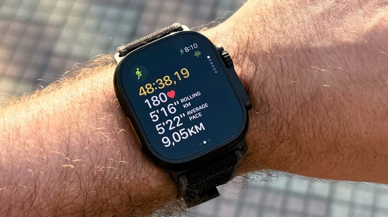 Apple Watch never loses a beat with AirPods Pro 3