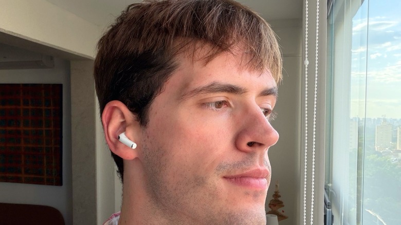 AirPods Pro 3's look in ear