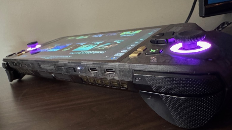 A look at the USB-C Ports on the top of the ROG Ally X20