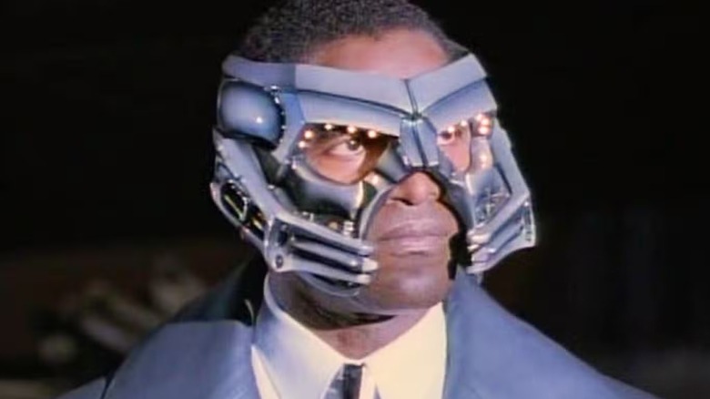 Miles (Carl Lumbly) wearing a helmet in "M.A.N.T.I.S."