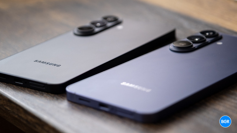 Samsung Galaxy S26 and S26+ on a table