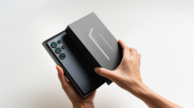 Galaxy S25 Ultra unboxing