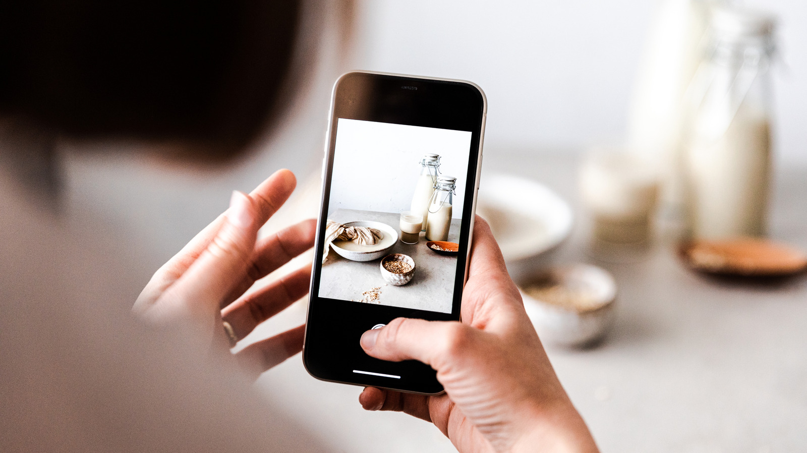Samsung Galaxy Vs. OnePlus Phone Cameras: Which Is The Best For Amateur Photographers