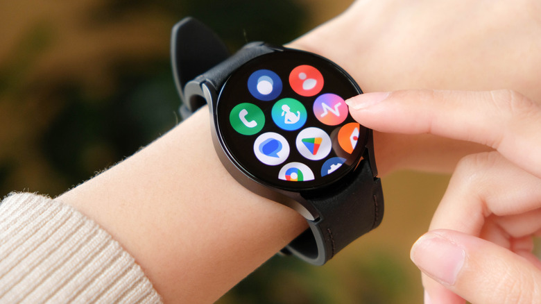 Samsung Galaxy Watch around a woman's wrist
