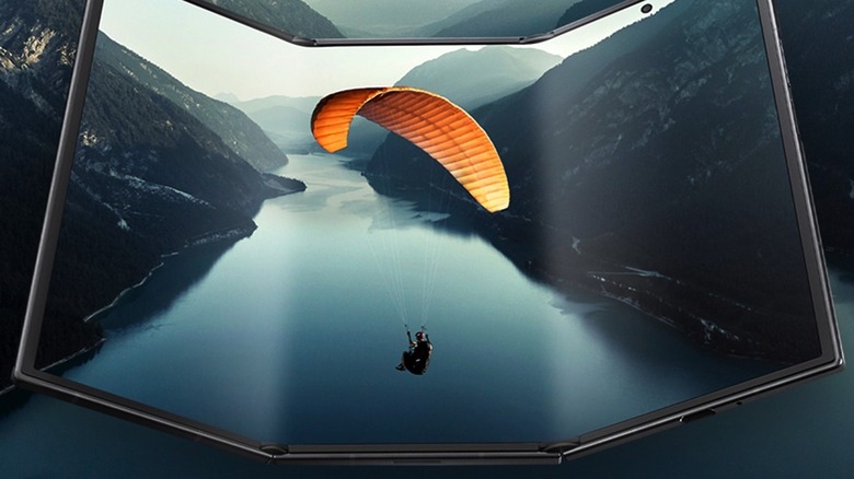 Unfolding the Galaxy Z TriFold display