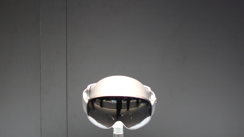 Samsung's Project Moohan prototype.