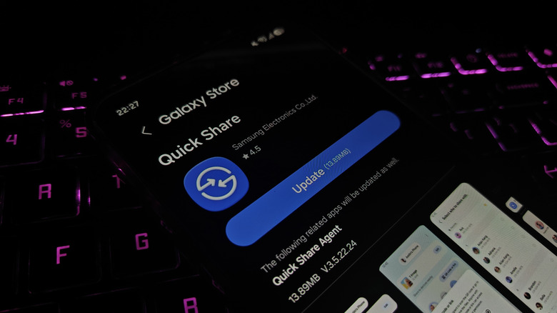 smartphone showing the quick share application from Samsung in Galaxy Store