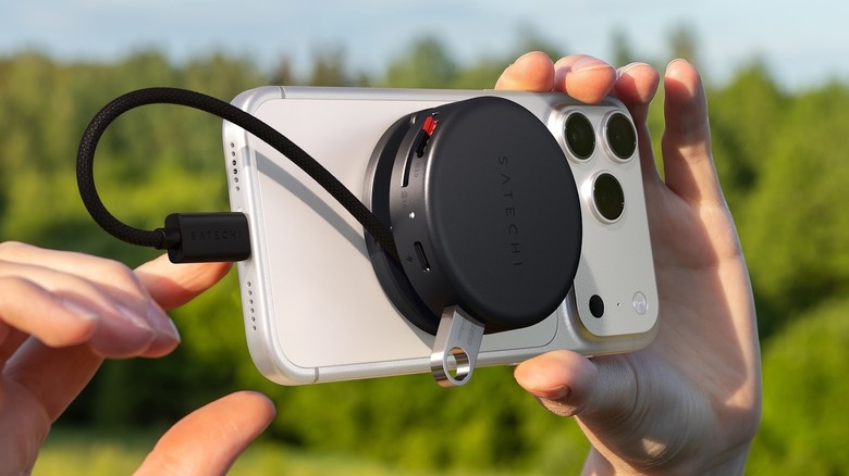 Satechi's OntheGo 7-in-1 Multiport Adapter on an iPhone 17 Pro Max