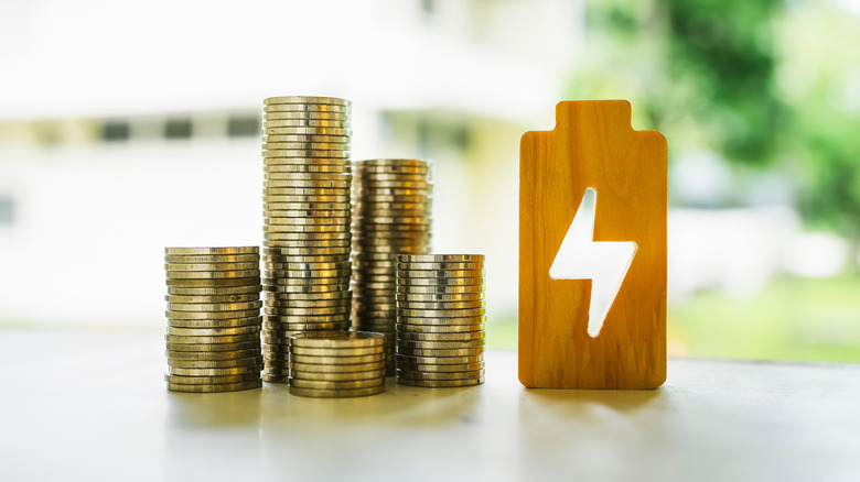 coins next to a battery symbol