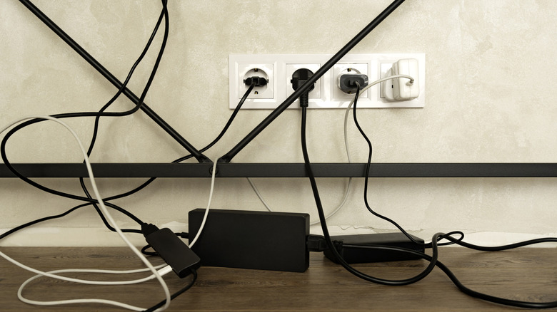 A collection of messy cables.