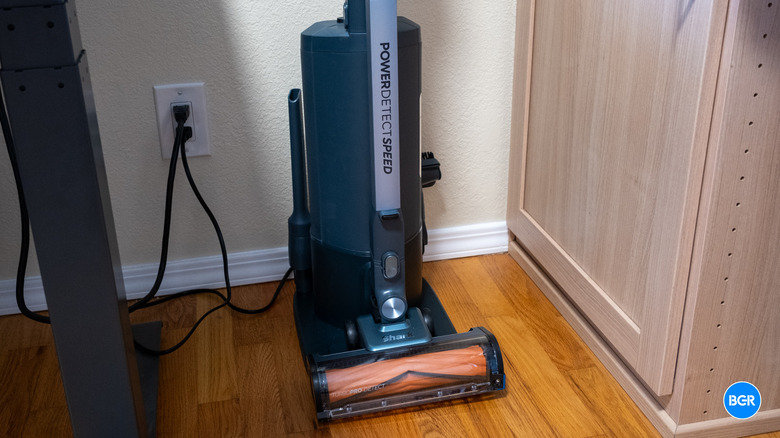 Shark PowerDetect Speed in its dock
