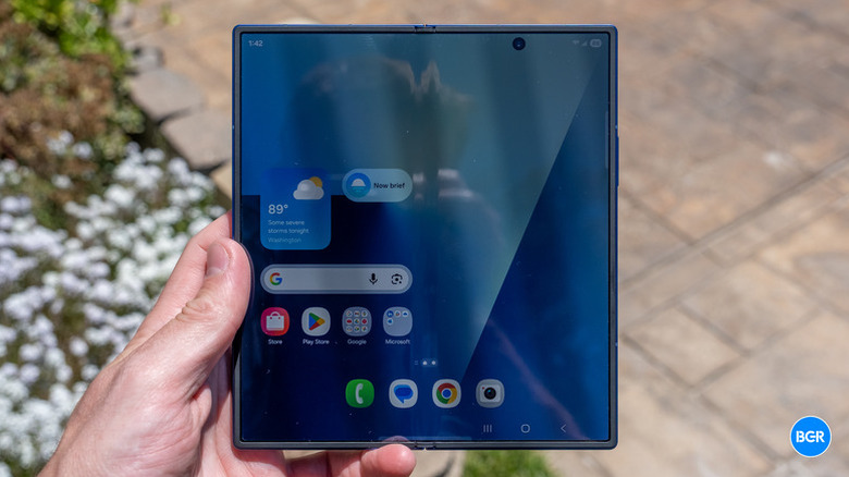 The Galaxy Z Fold 7 display.