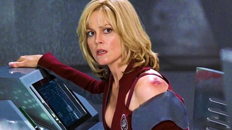 Sigourney Weaver looking scared in Galaxy Quest