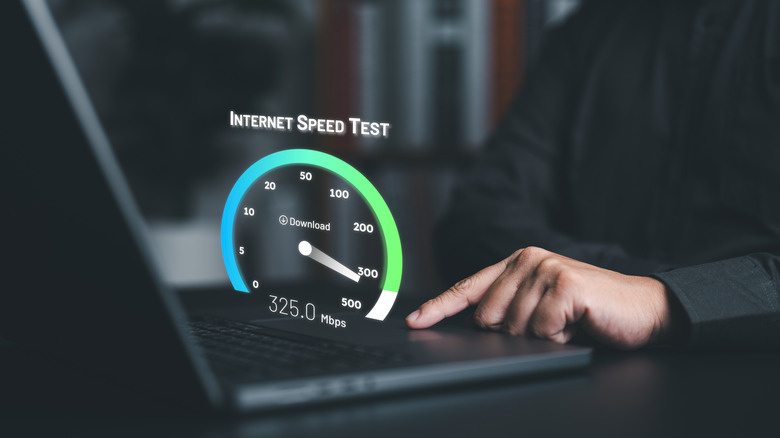 internet speed test on laptop