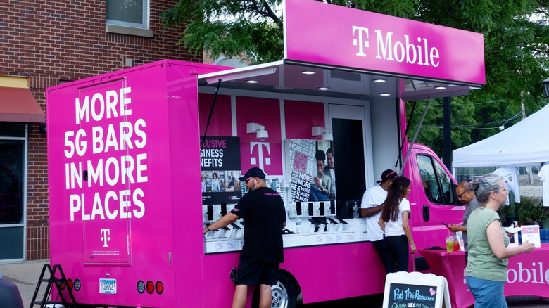 T-Mobile pop-up store with access to Go5G Next plans and free streaming.