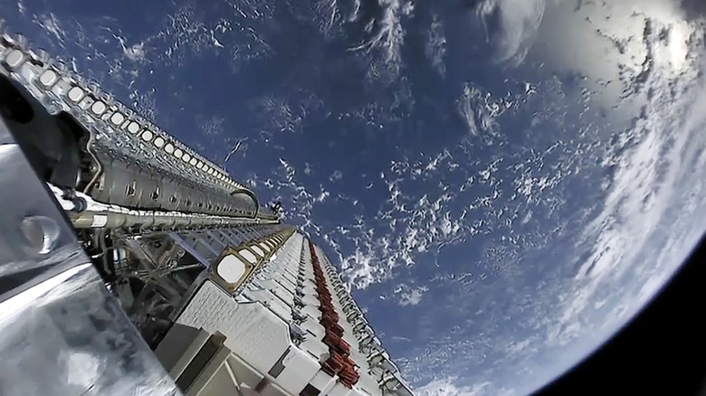 Starlink satellites stacked together in orbit aroundthe Earth