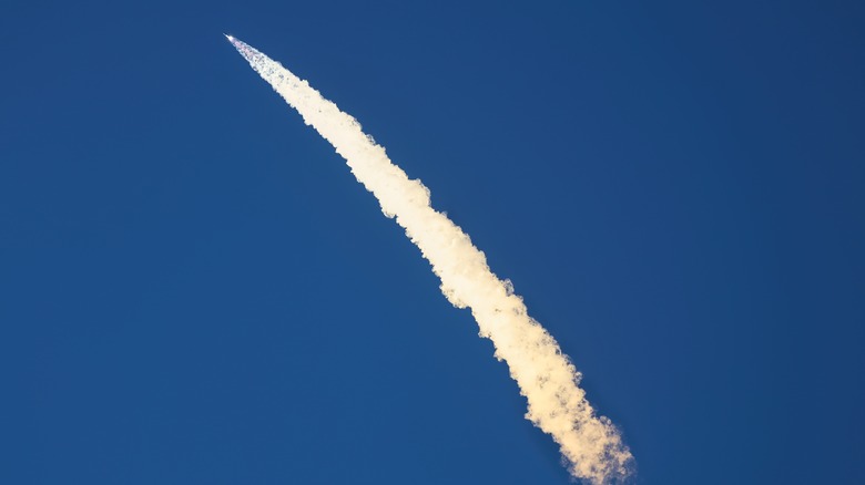 spacex rocket launch flight