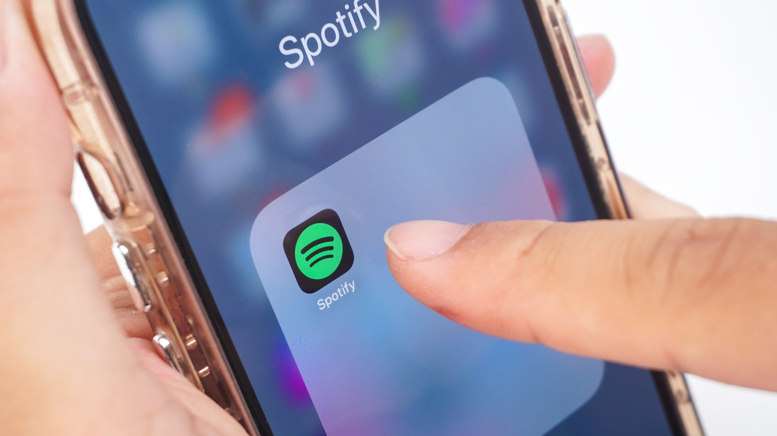 Spotify Users Have A New Feature To Share & Save Their Favorite Podcast Clips