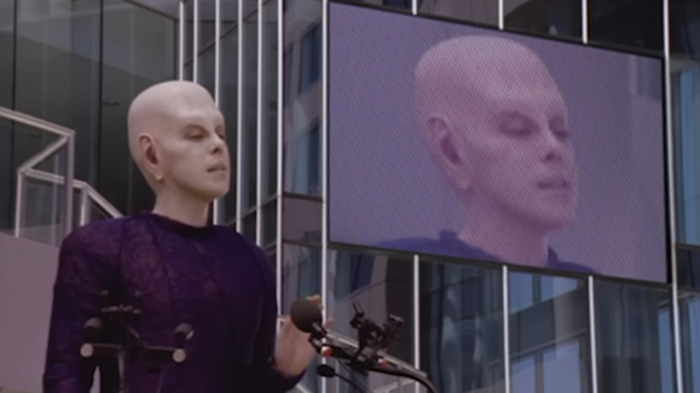 A Companion addresses a crowd in the "Earth: Final Conflict" pilot episode.