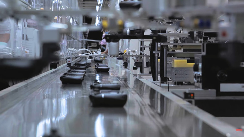 Steam Decks on an assembly line in a Chinese factory