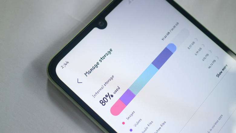 memory storage page on Android phone showing 80% storage used