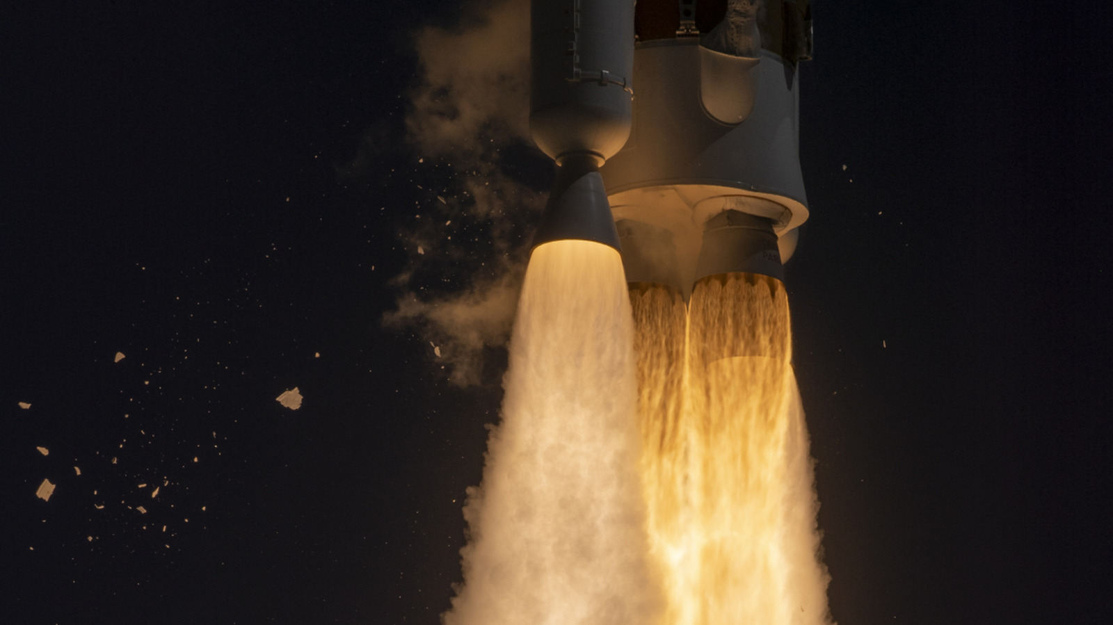 Study Shows Particles Inside Of Rocket Engines Aren't Doing What They're Supposed To