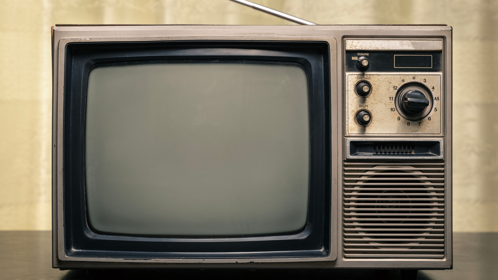 The 10 Best TV Antennas For Cord Cutters, According To Reviews