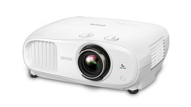 The Epson Home Cinema 3800 with a white background