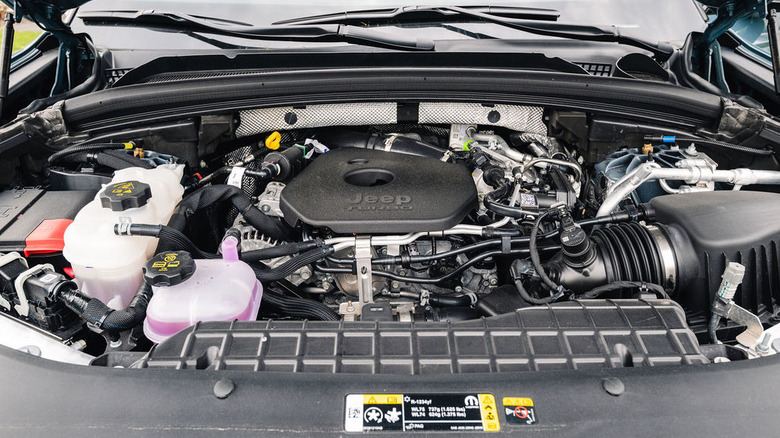 2026 Jeep Grand Cherokee engine bay