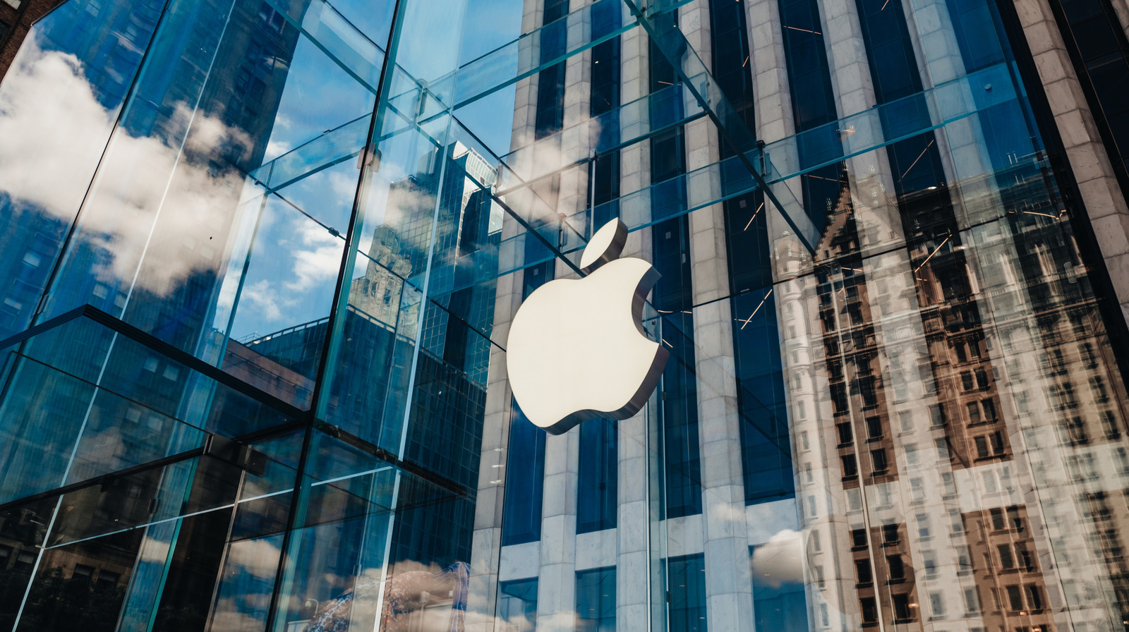 The 20th Anniversary iPhone Could Feature Apple's Most Futuristic Design Yet