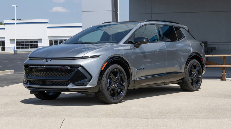 2025 Chevrolet Equinox EV parked on a lot.