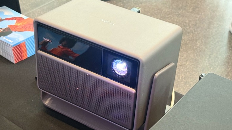 XGIMI new Horizon 20 Max projector