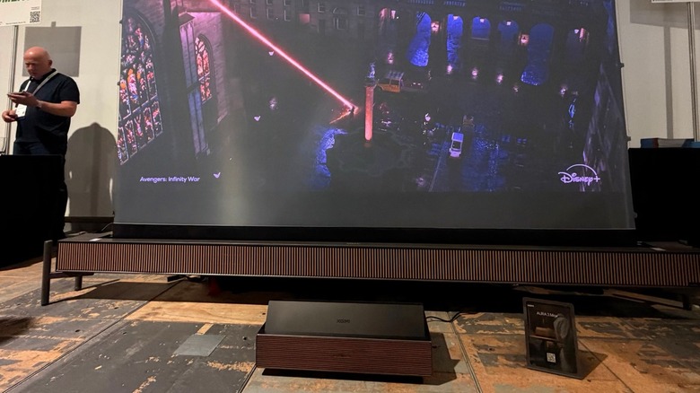 XGIMI's new Aura Max projector