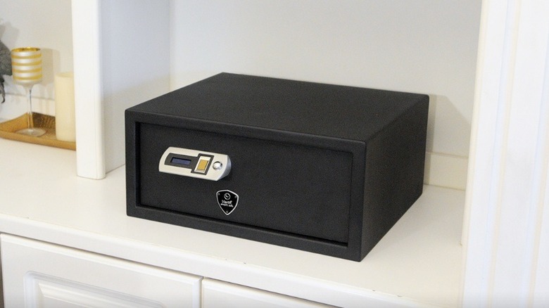The Verifi S6000 smart safe on a shelf.