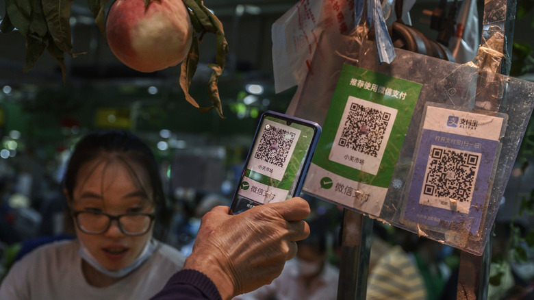 Chinese market using QR codes