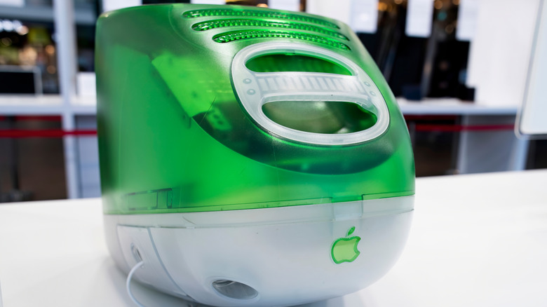 Back view of an Apple iMac G3.