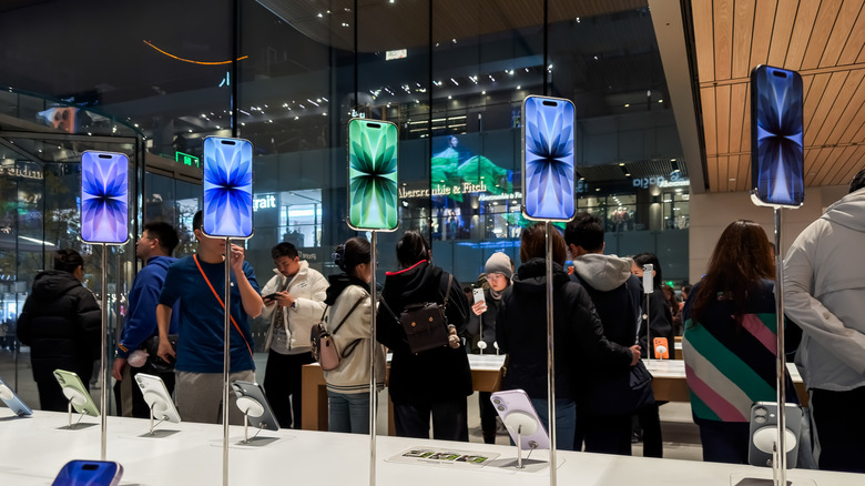 iPhone 17 on display in multiple colors